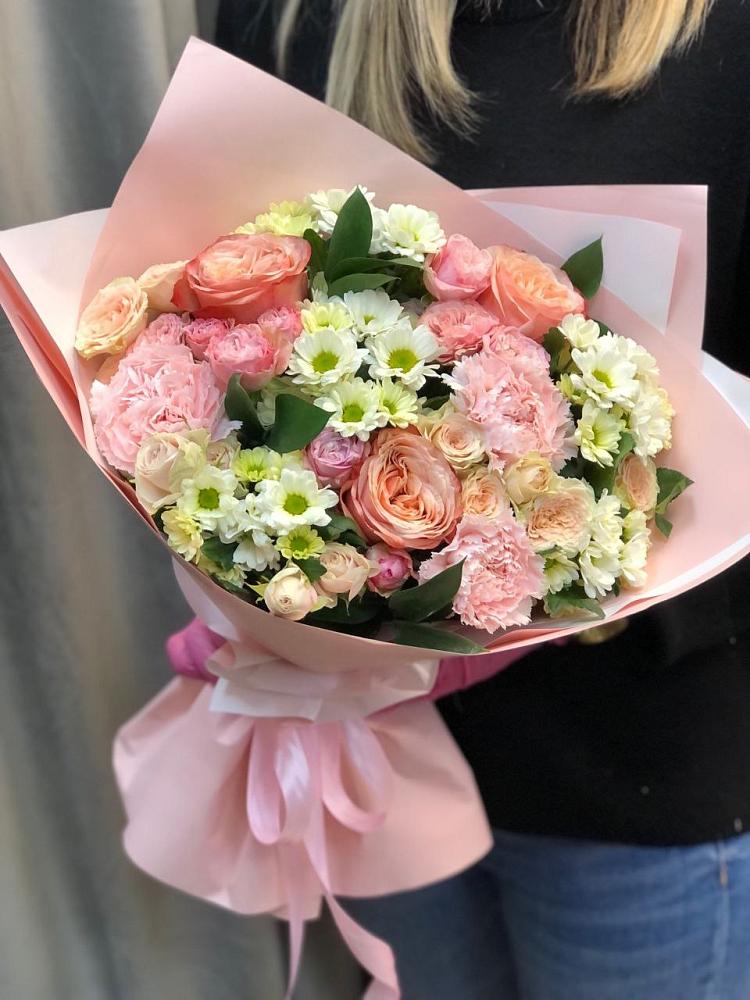 Букет цветов из: Гвоздики, Розы и Хризантемы в Князе-Волконском