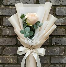 Букет цветов из:  Розы в Князе-Волконском