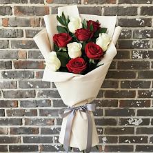 Букет цветов из:  Розы в Князе-Волконском