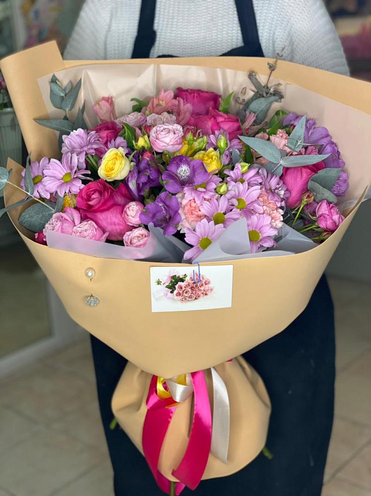 Букет цветов из: Хризантемы, Гвоздики и Альстромерии в Князе-Волконском