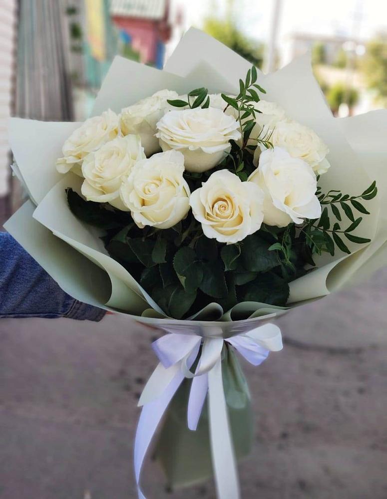 Букет Белые розы Проуд в Князе-Волконском