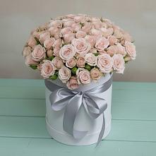 Цветочная композиция из Розы в шляпной коробке в Князе-Волконском