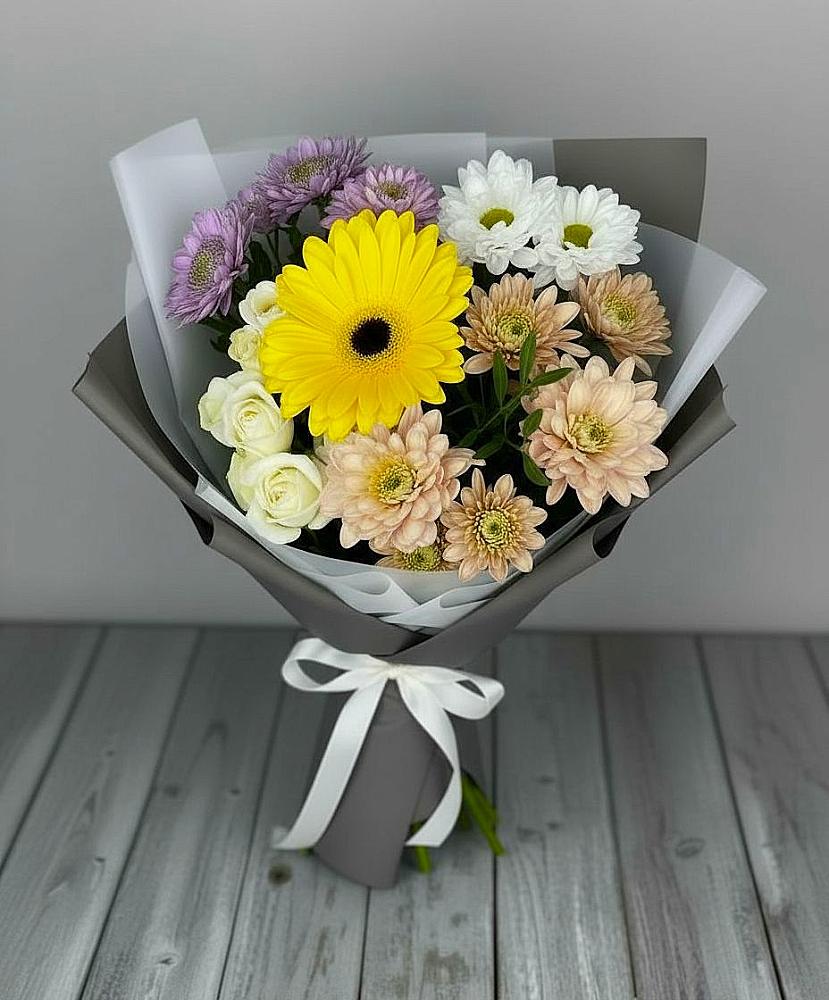 Букет цветов из: Розы, Герберы и Хризантемы в Князе-Волконском