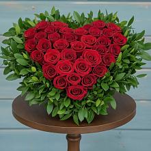 Цветочная композиция из Розы в виде сердца в Князе-Волконском