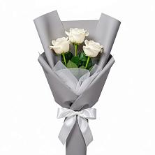 Букет 3 белые розы в Князе-Волконском