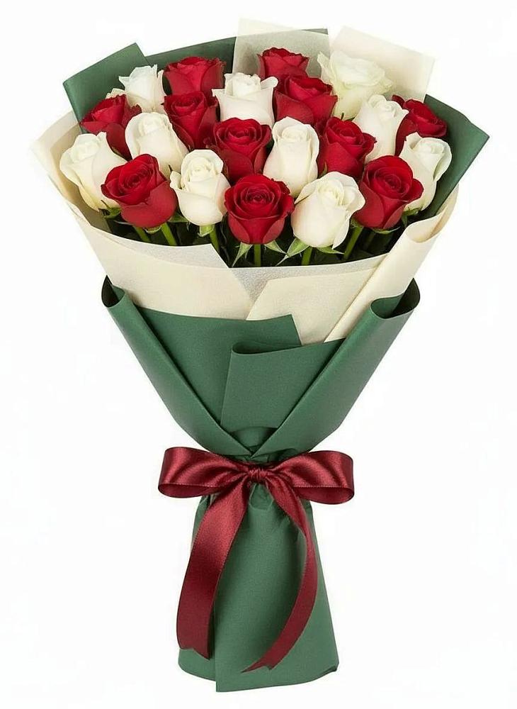 Букет Микс из красных и белых роз в Князе-Волконском