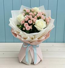 Букет цветов из:  Розы в Князе-Волконском
