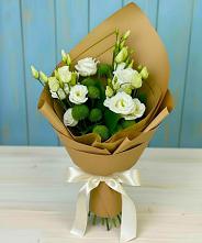 Букет цветов из:  Хризантемы и Лизиантусы #REPLACE_PRED# Князе-Волконском