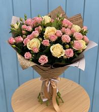 Букет цветов из:  Розы в Князе-Волконском