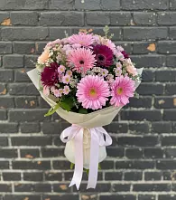 Букет цветов из:  Герберы и Хризантемы в Князе-Волконском