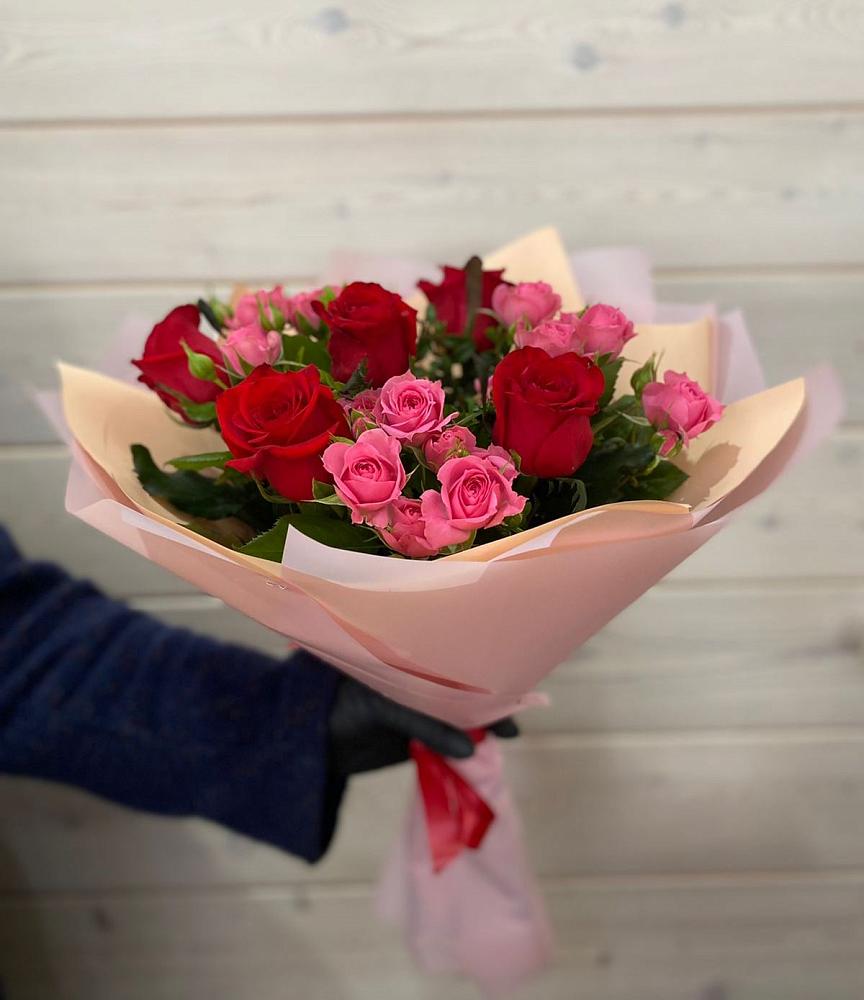 Букет цветов из: Розы в Князе-Волконском