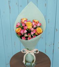 Букет цветов из:  Розы в Князе-Волконском