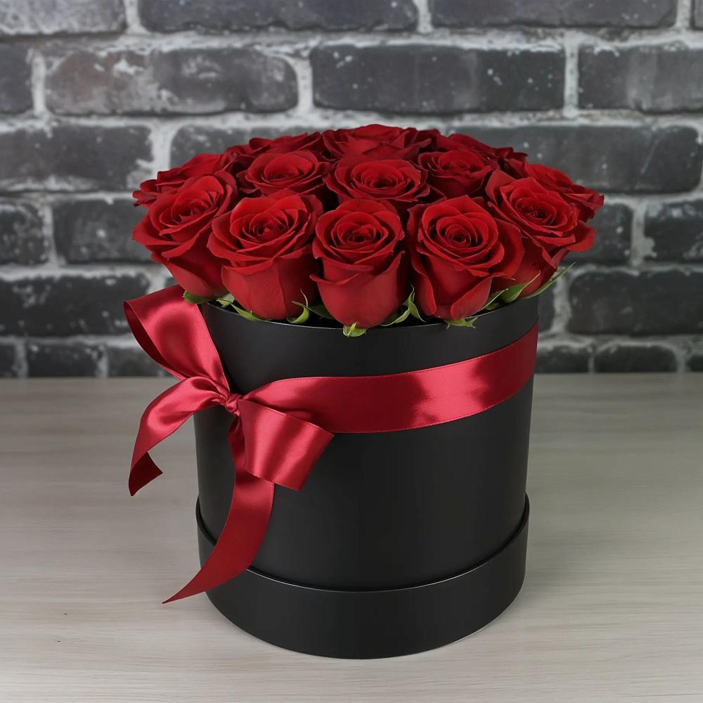 Цветочная композиция из Розы в шляпной коробке в Князе-Волконском