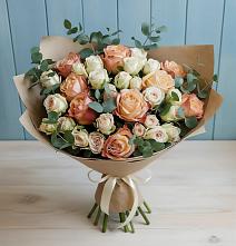 Букет цветов из:  Альстромерии и Розы в Князе-Волконском