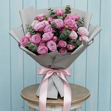 Букет цветов из:  Розы в Князе-Волконском